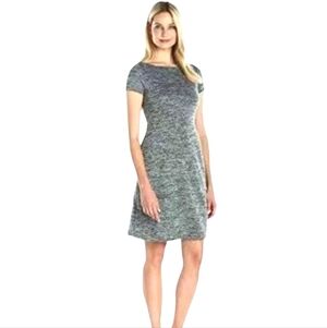 IVANKA TRUMP Marled Heather Short Sleeve Fit And Flare Dress